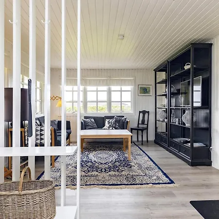 8 Person In Lokken-by Traum * Løkken