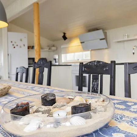 8 Person In Lokken-by Traum Løkken