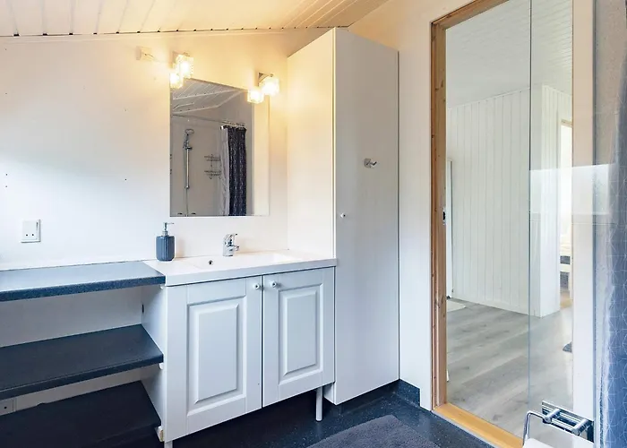 8 Person In Lokken-by Traum Ferienhaus *